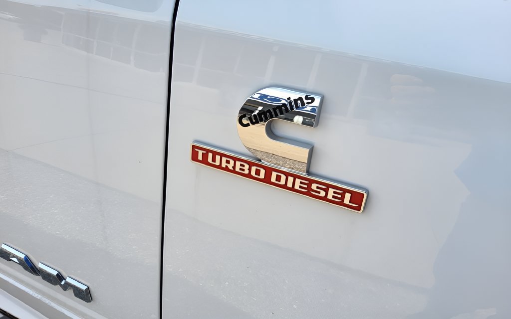 Used 2025 RAM 3500 Laramie AWD/4WD image 48