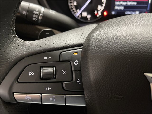 Used 2022 Cadillac XT4 Sport w/ LPO, Floor Liner Package image 31