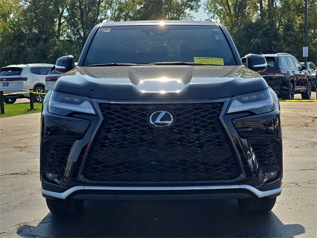 Certified 2024 Lexus LX 600 F Sport image 2
