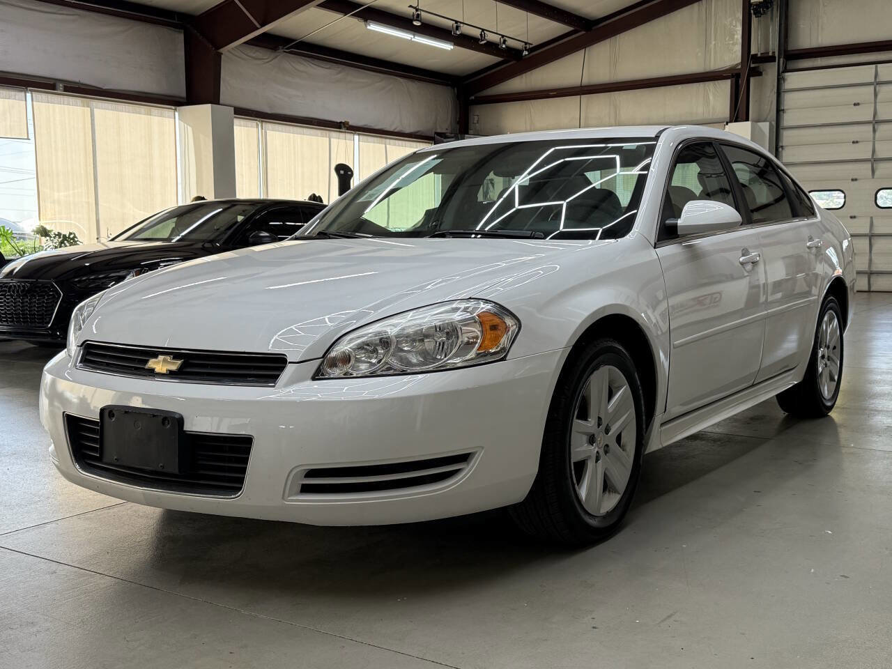 Used 2011 Chevrolet Impala LS image 3