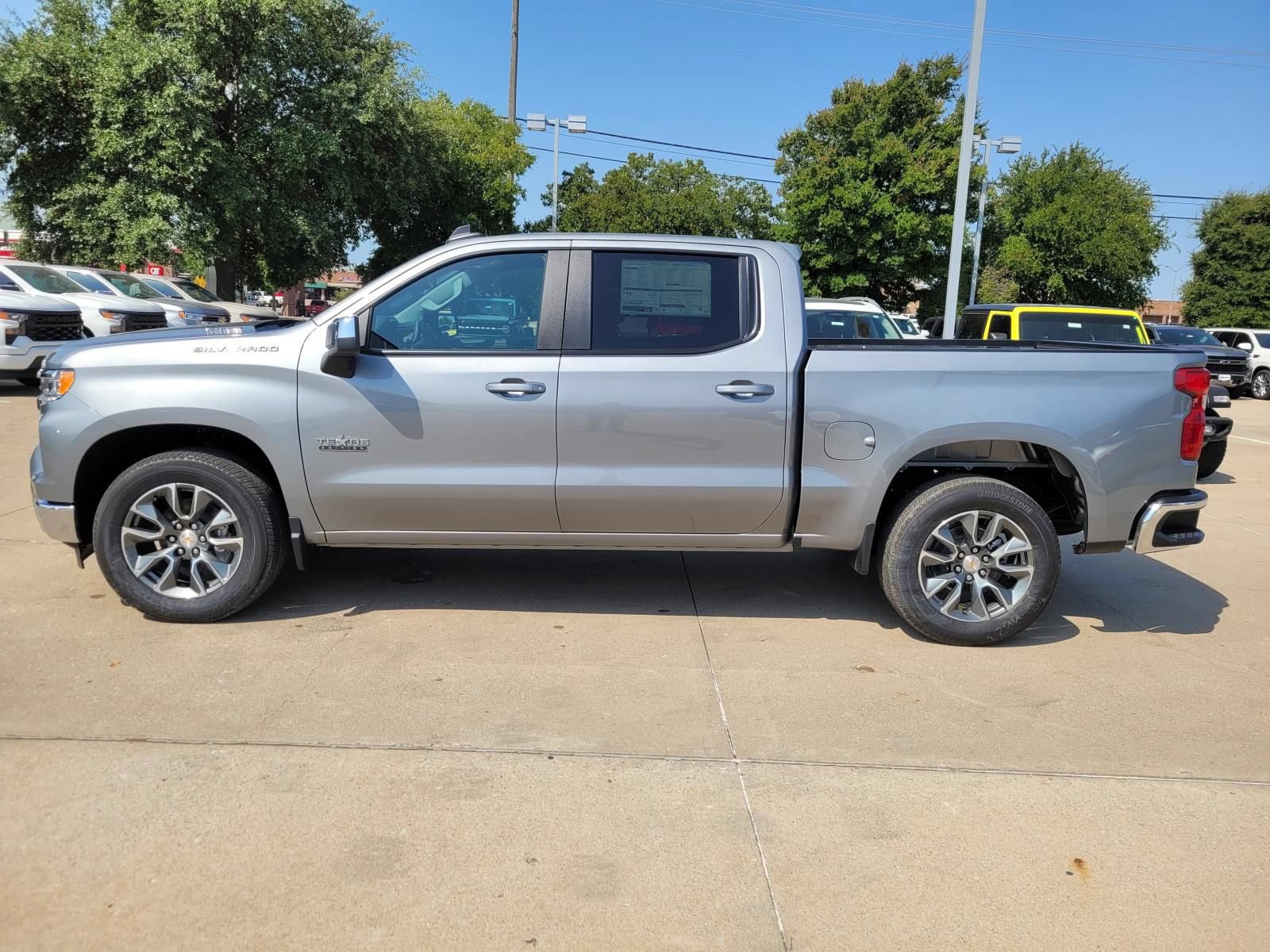 New 2026 Chevrolet Silverado 1500 LT w/ Texas Edition Plus RWD image 2
