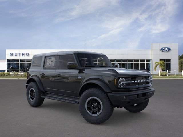 New 2026 Ford Bronco Outer Banks image 7