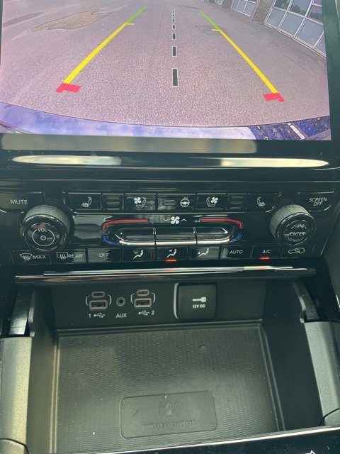 Used 2024 Jeep Grand Cherokee L Overland w/ Luxury Tech Group IV image 17