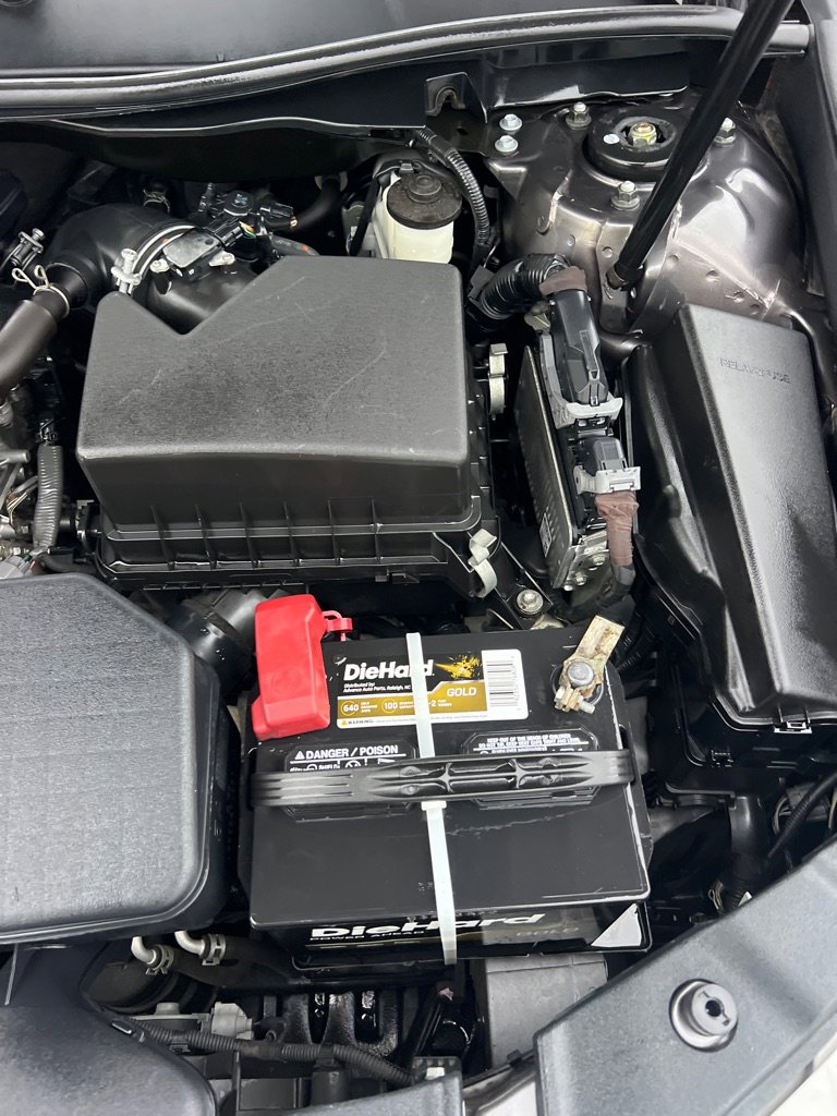 Used 2013 Toyota Camry LE image 35