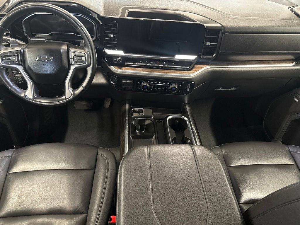 Used 2025 Chevrolet Silverado 1500 RST w/ Convenience Package II AWD/4WD image 6