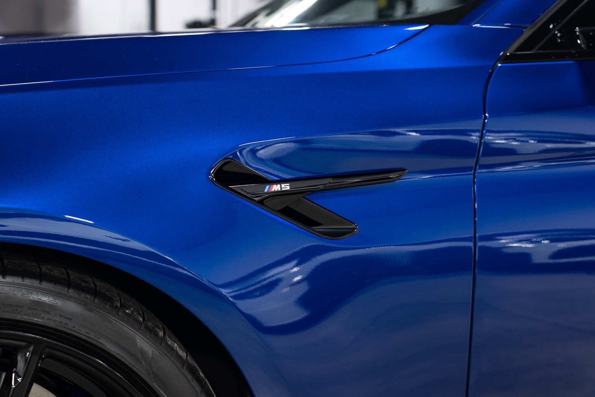 Used 2019 BMW M5 w/ Executive Package image 18