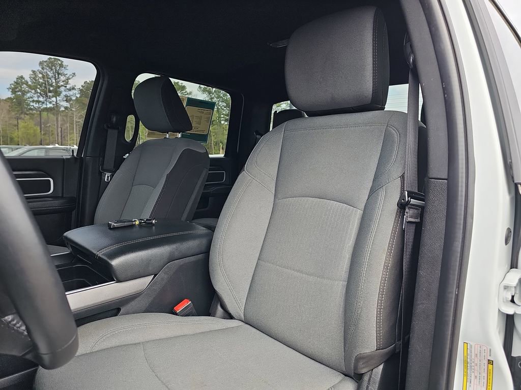 Used 2024 RAM 2500 Big Horn w/ Off Road Package image 18