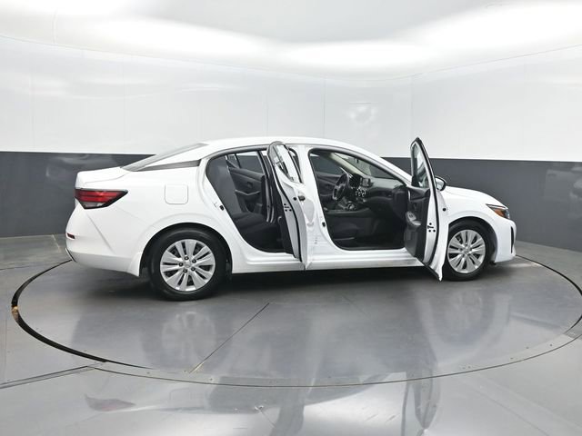 Used 2024 Nissan Sentra S FWD image 34