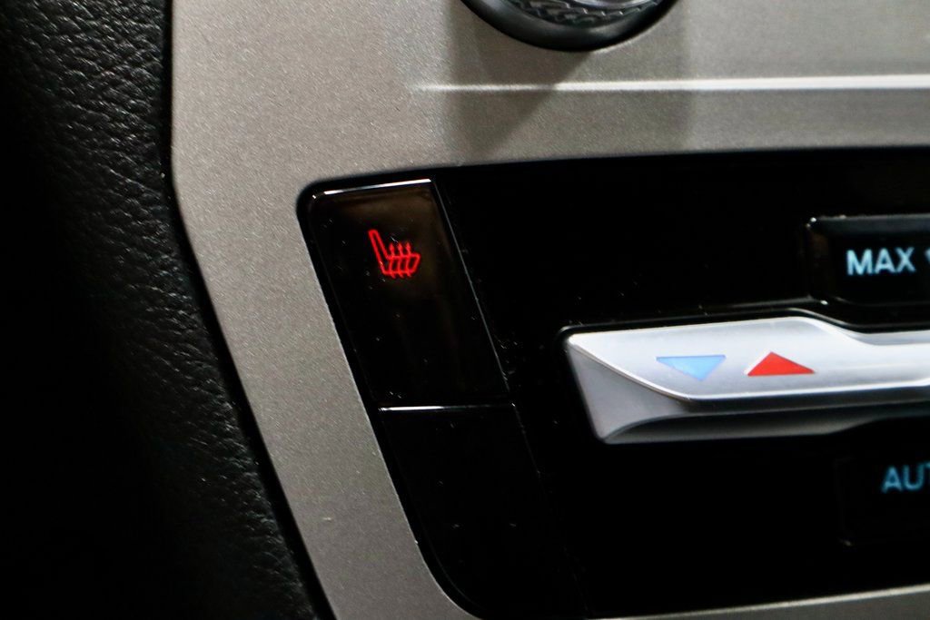 Certified 2023 Ford Explorer XLT image 4