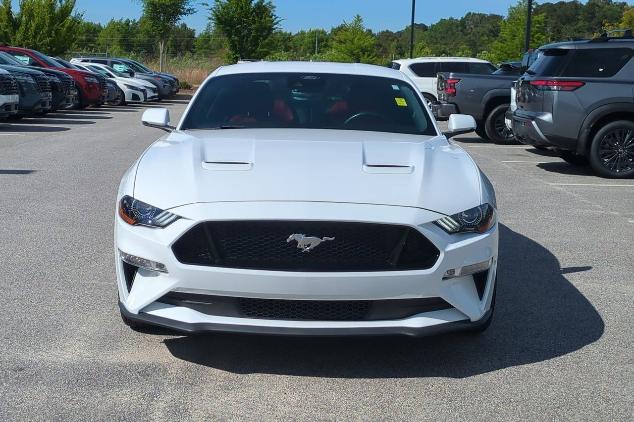 Used 2022 Ford Mustang GT Premium w/ Equipment Group 401A RWD image 9