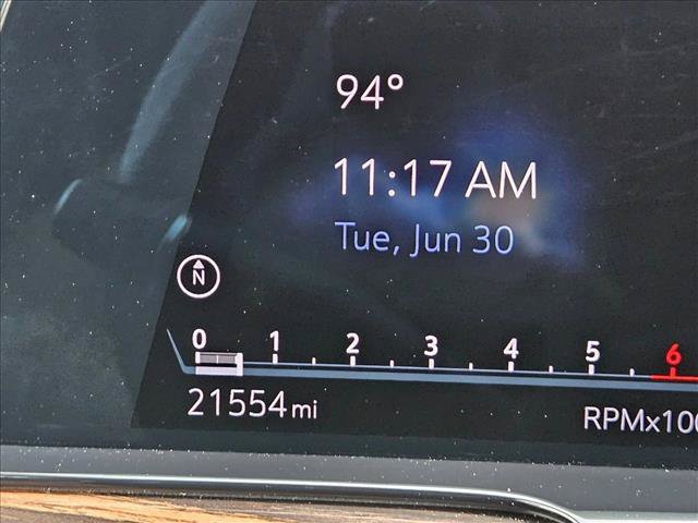 Certified 2023 Cadillac Escalade Premium Luxury AWD/4WD image 10