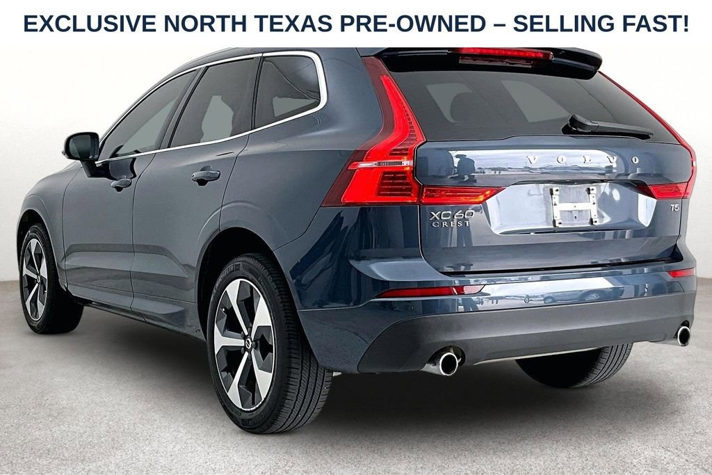 Used 2021 Volvo XC60 T5 Momentum w/ Premium Package FWD image 16