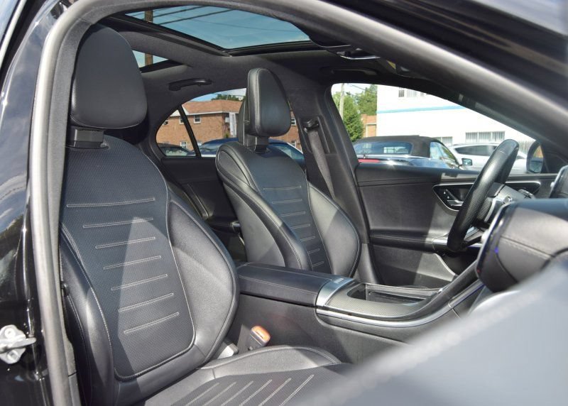 Used 2023 Mercedes-Benz C 300 4MATIC Sedan image 21