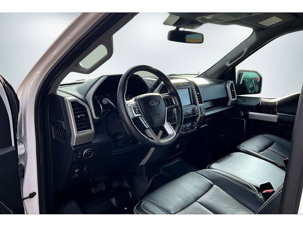 Used 2020 Ford F150 Lariat w/ Trailer Tow Package image 17