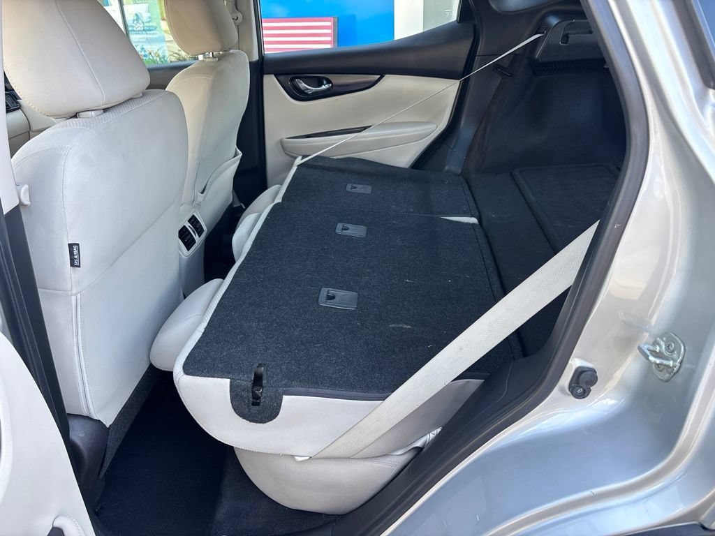 Used 2018 Nissan Rogue Sport SV w/ SV All-Weather Package AWD/4WD image 15