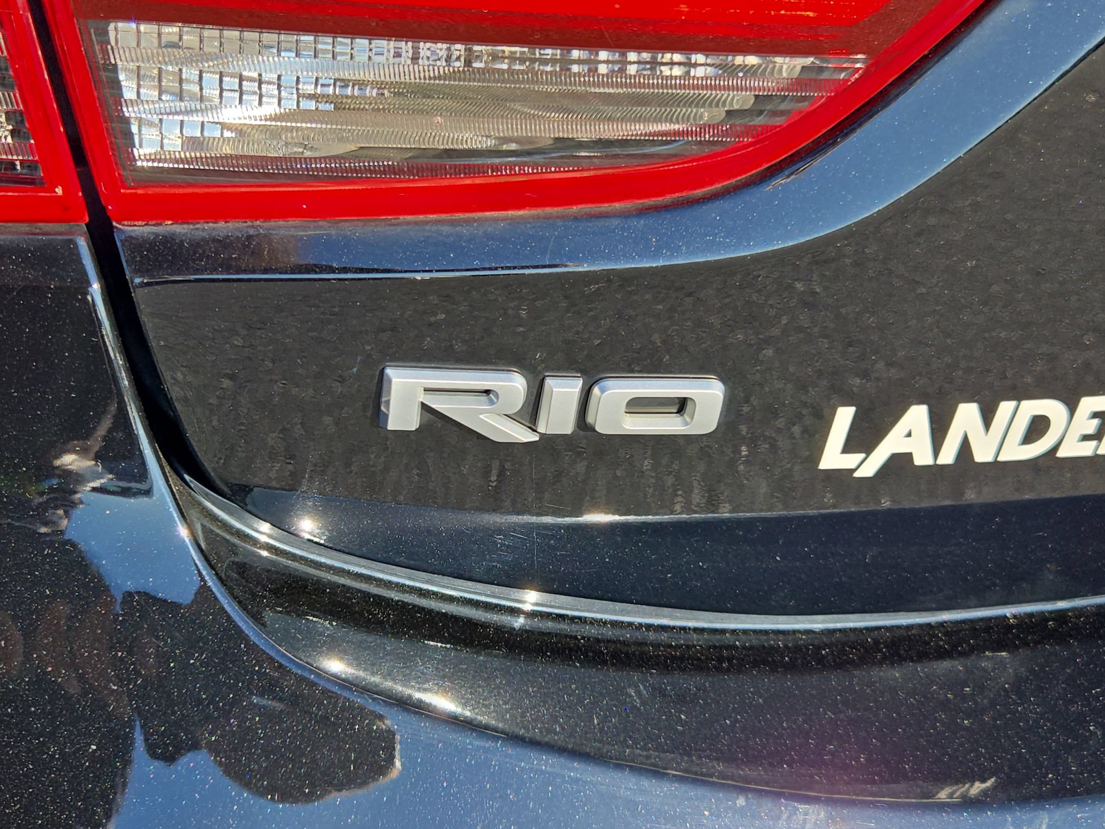 Used 2023 Kia Rio LX FWD image 33
