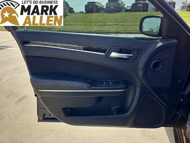Used 2023 Chrysler 300 C RWD image 23