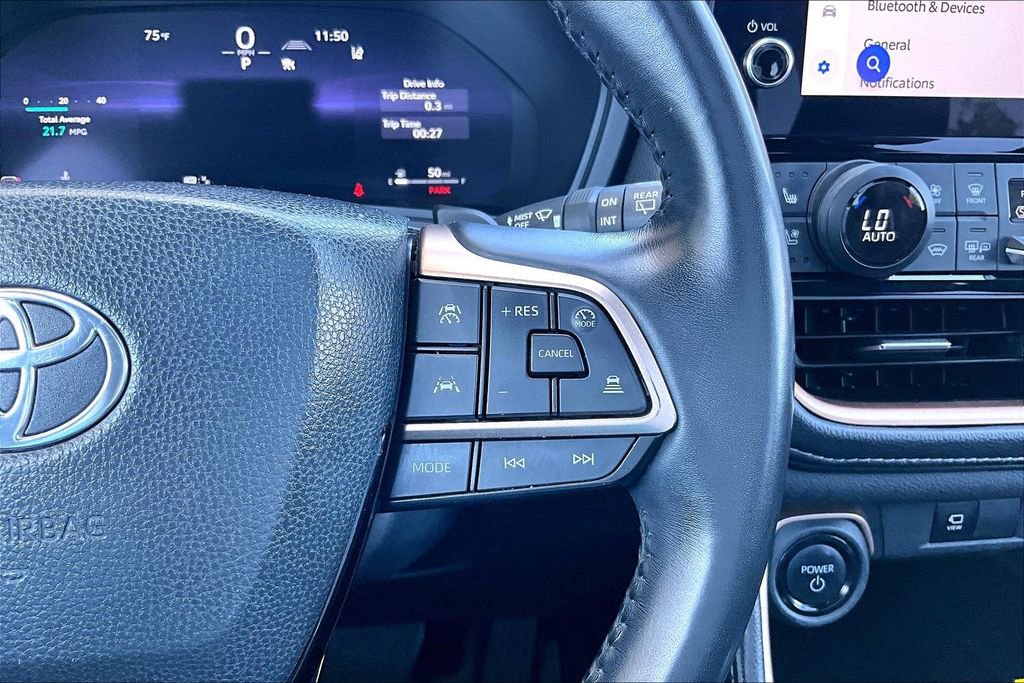 Used 2024 Toyota Grand Highlander AWD Hybrid image 12