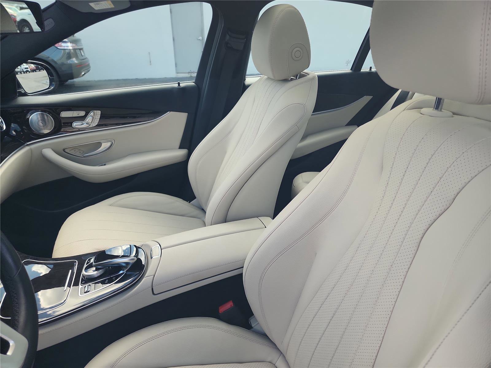 Used 2019 Mercedes-Benz E 300 image 17