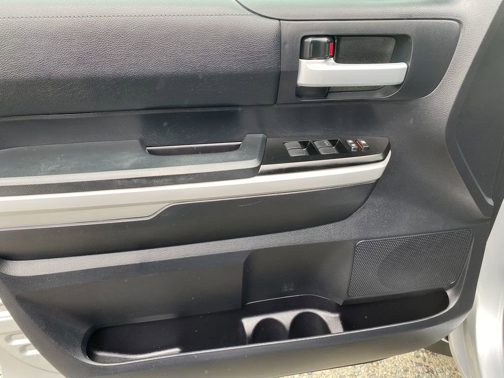 Used 2020 Toyota Tundra SR5 image 11