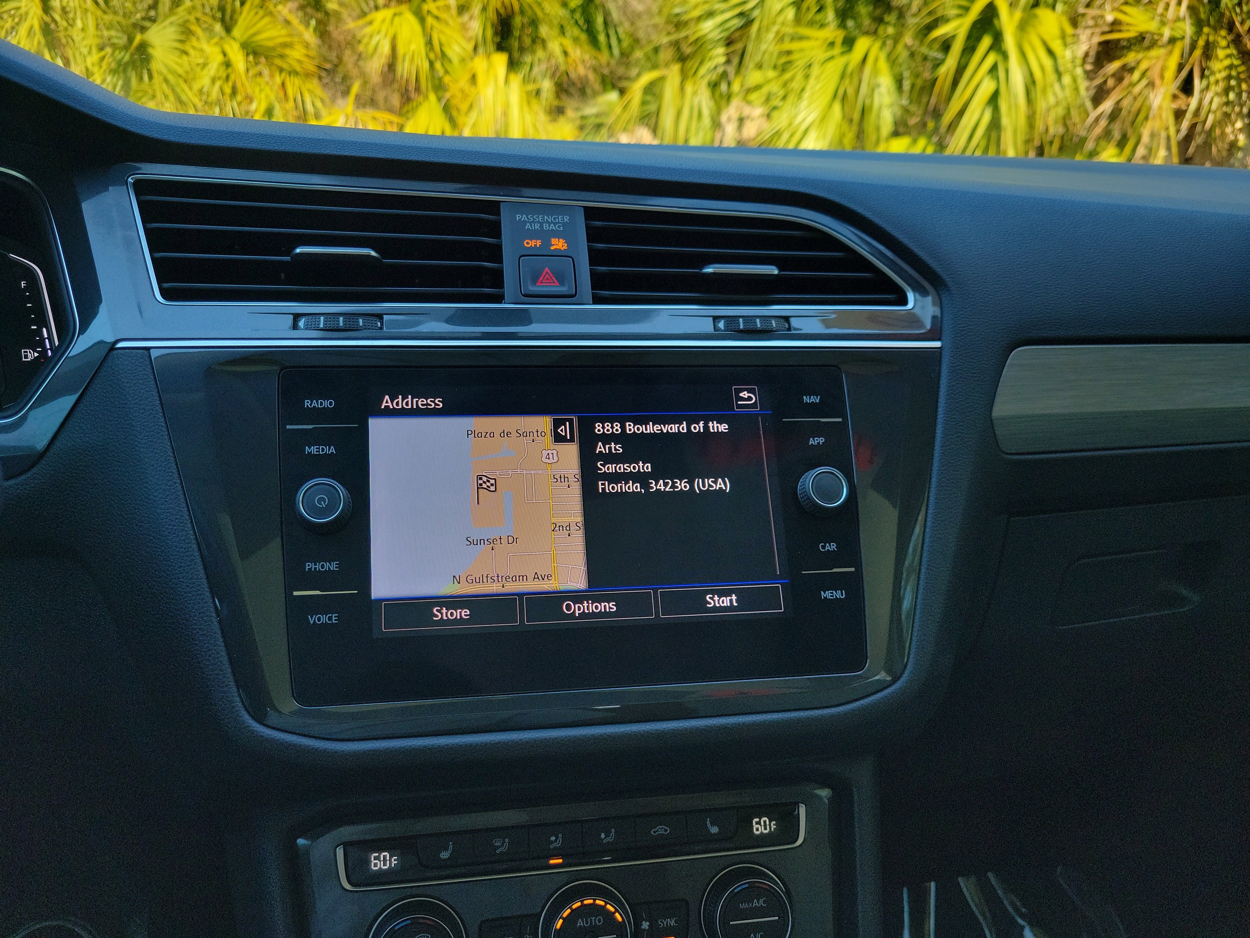 Used 2019 Volkswagen Tiguan SEL image 25