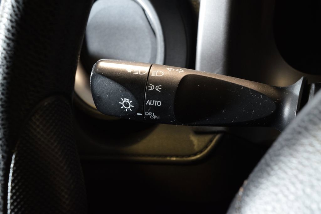 Used 2018 Toyota RAV4 LE w/ All Weather Liner Package image 17