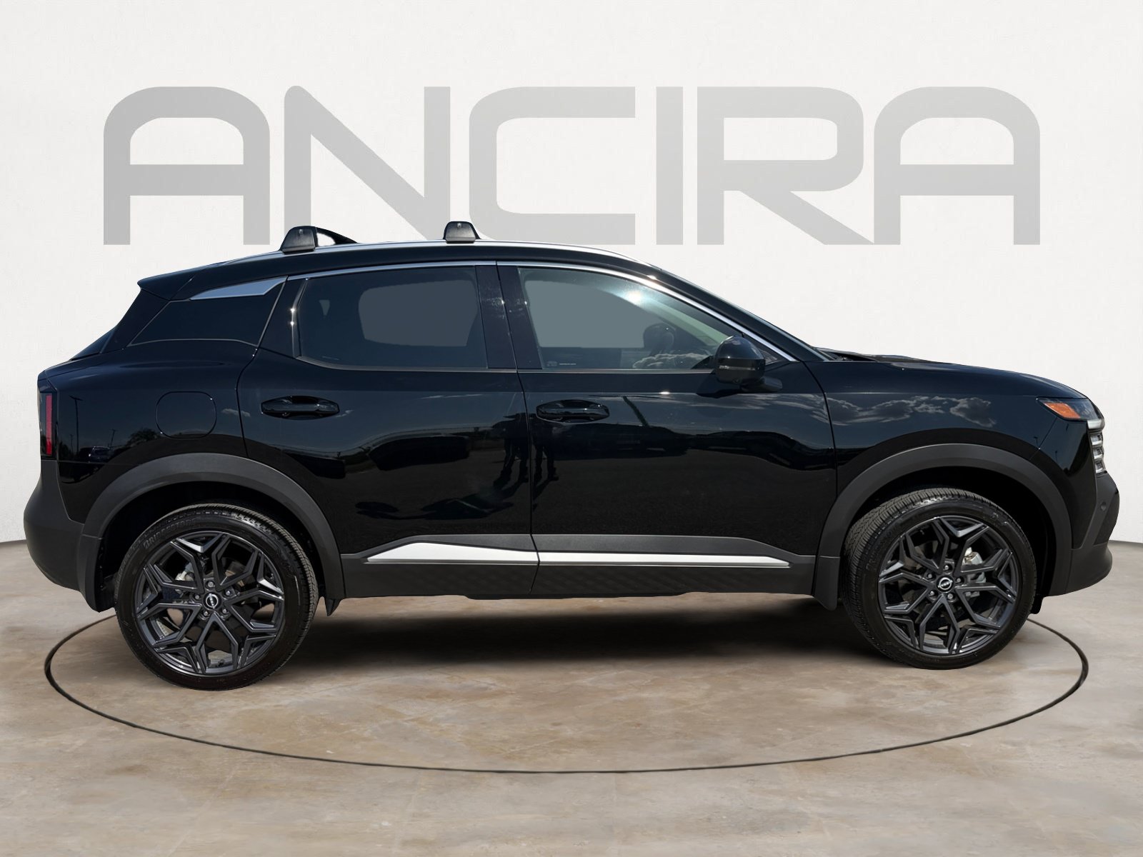 Used 2026 Nissan Kicks SR FWD image 12