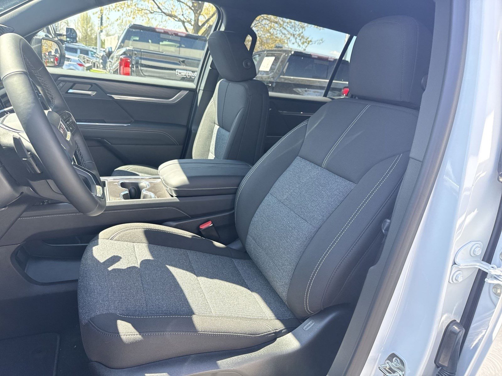 New 2026 GMC Acadia Elevation AWD/4WD image 10