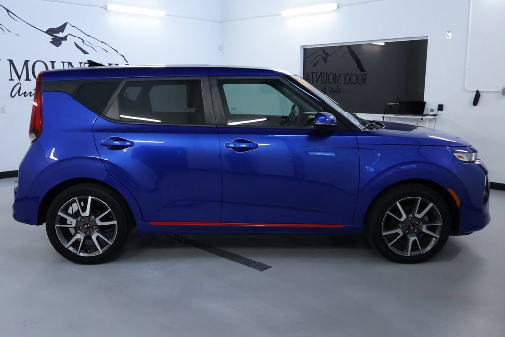 Used 2021 Kia Soul GT-Line FWD image 8