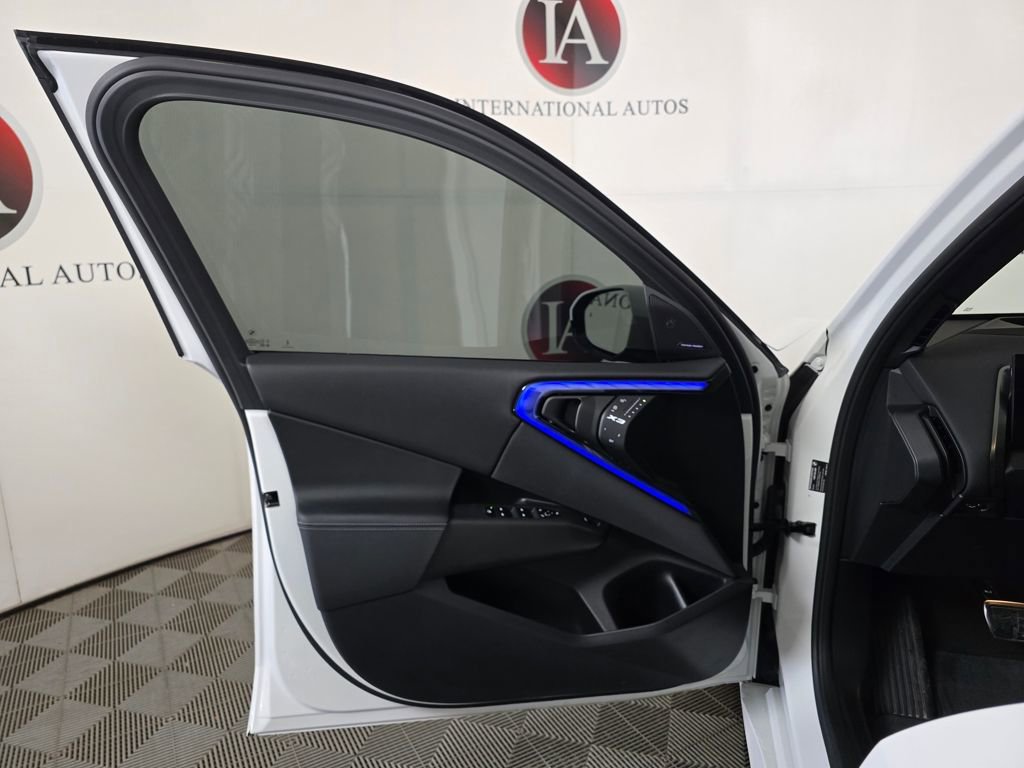 Certified 2025 BMW X3 xDrive30i w/ Premium Package image 12