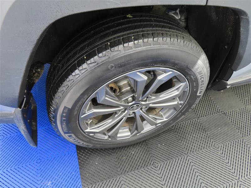 Used 2023 Toyota RAV4 XLE Premium AWD/4WD image 8
