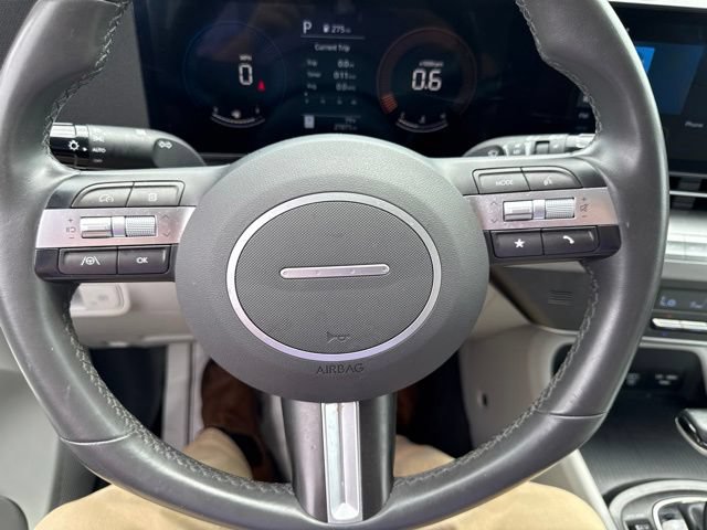 Used 2025 Hyundai Kona SEL AWD/4WD image 30