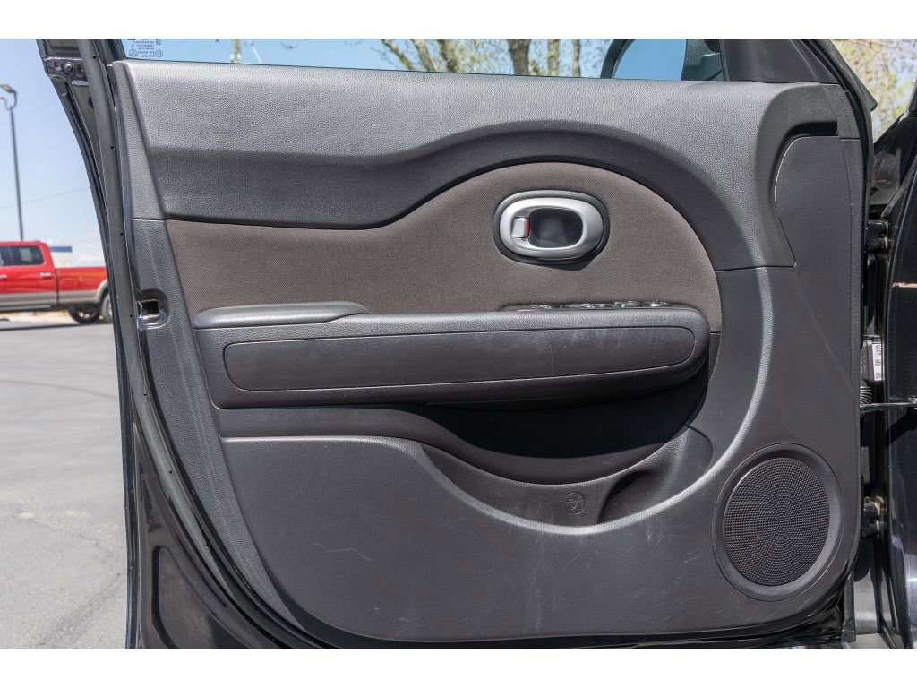 Used 2018 Kia Soul + image 18