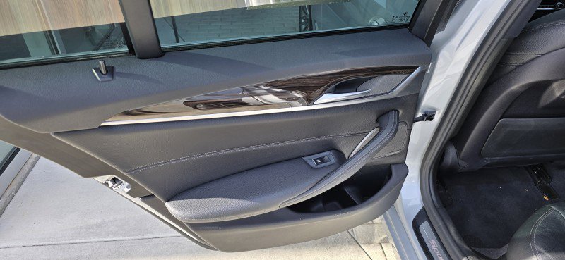 Used 2018 BMW 540i image 17