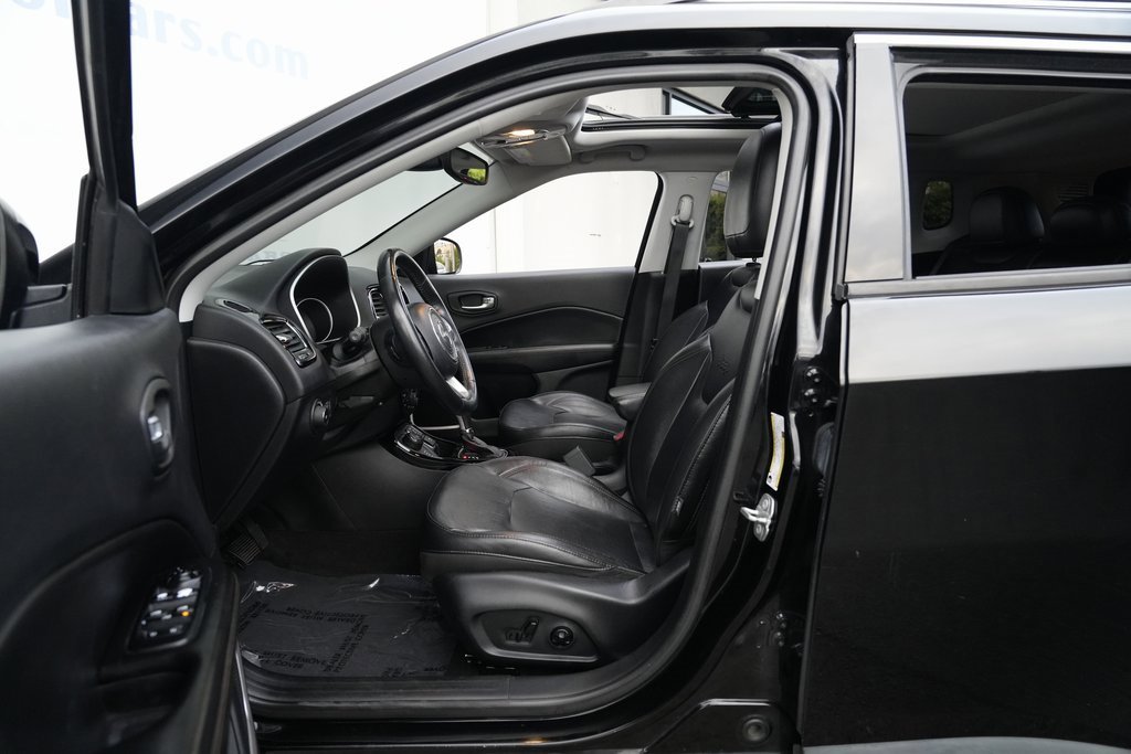 Used 2018 Jeep Compass Limited w/ Navigation Group image 18