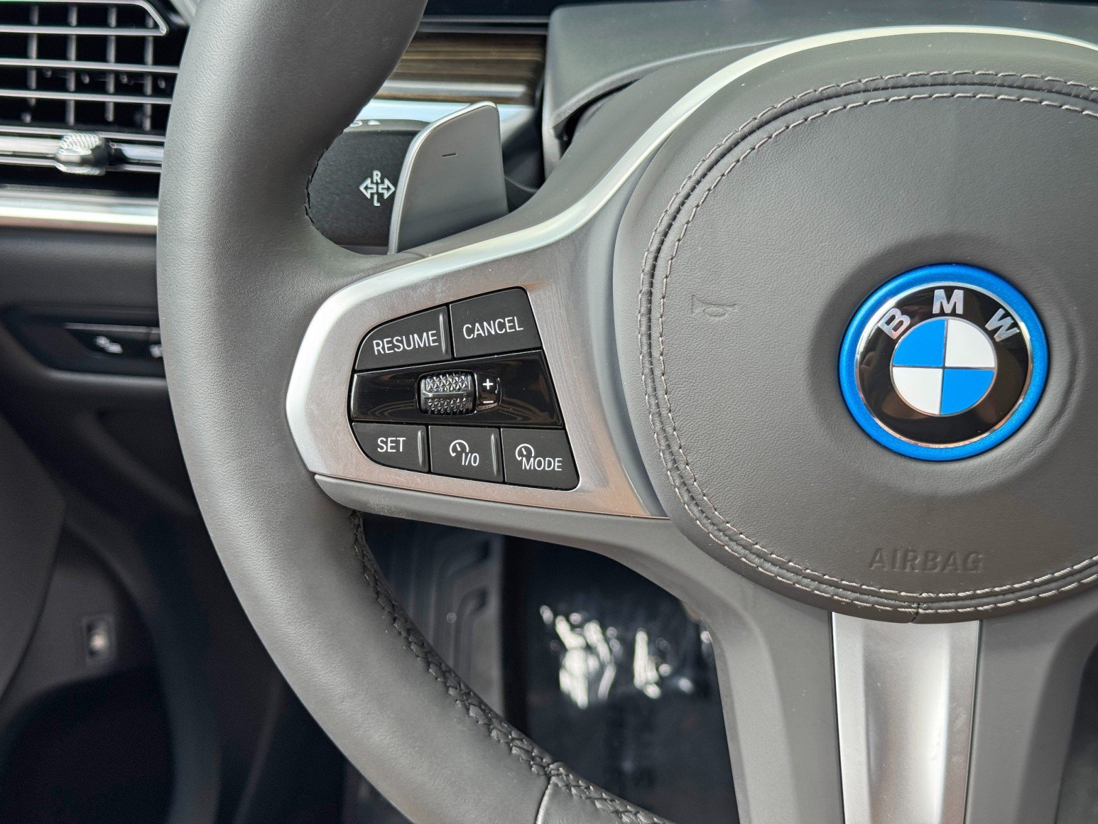 Used 2026 BMW X5 xDrive50e w/ Executive Package AWD/4WD image 23