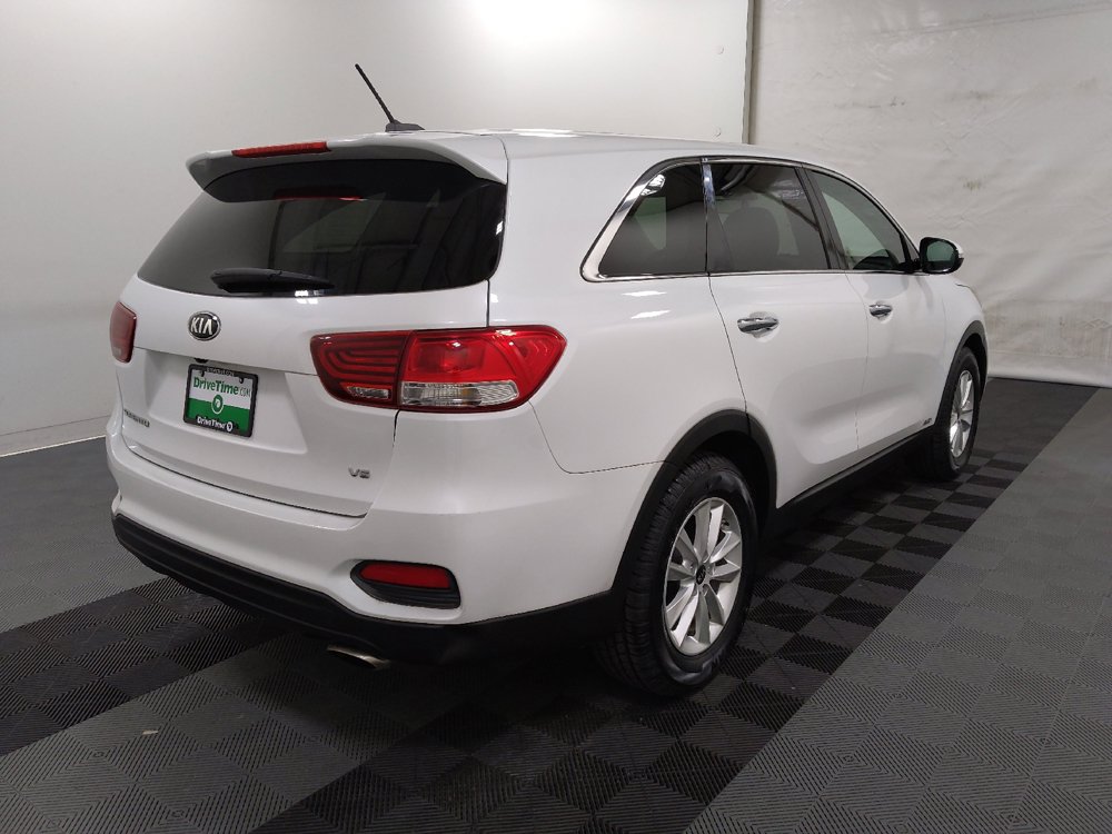 Used 2019 Kia Sorento AWD V6 image 9