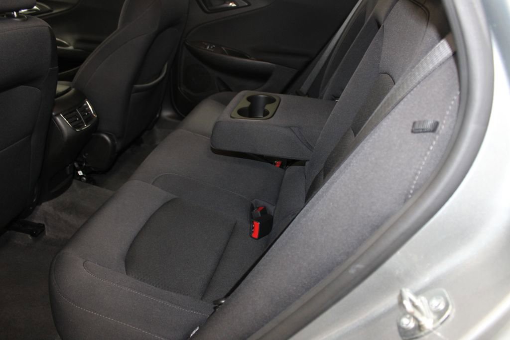 Used 2024 Chevrolet Malibu LT image 18
