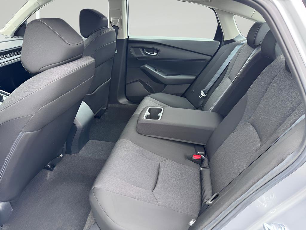 Used 2023 Honda Accord LX image 31