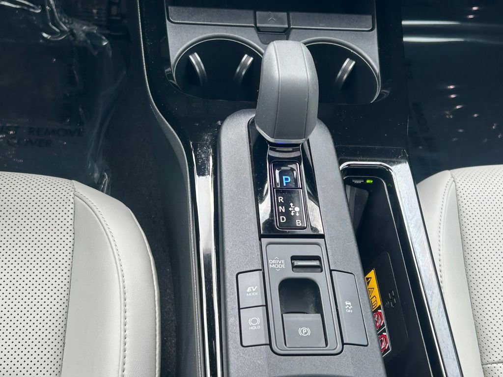 Used 2024 Toyota Prius Limited image 21