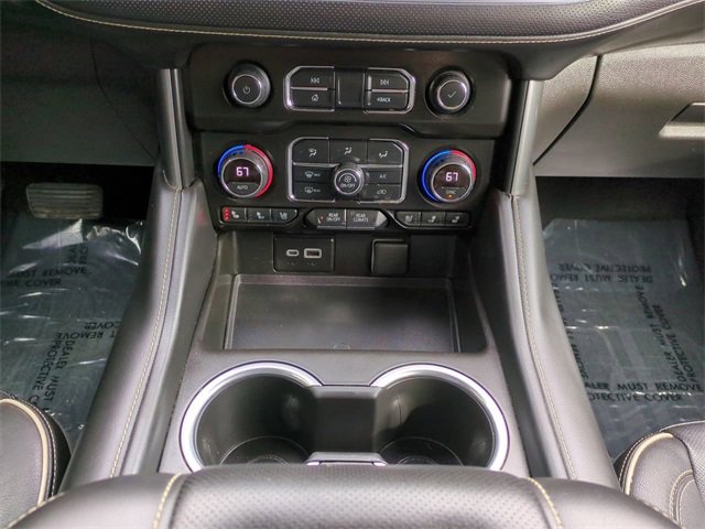 Used 2021 Chevrolet Tahoe Premier w/ Premium Package image 18