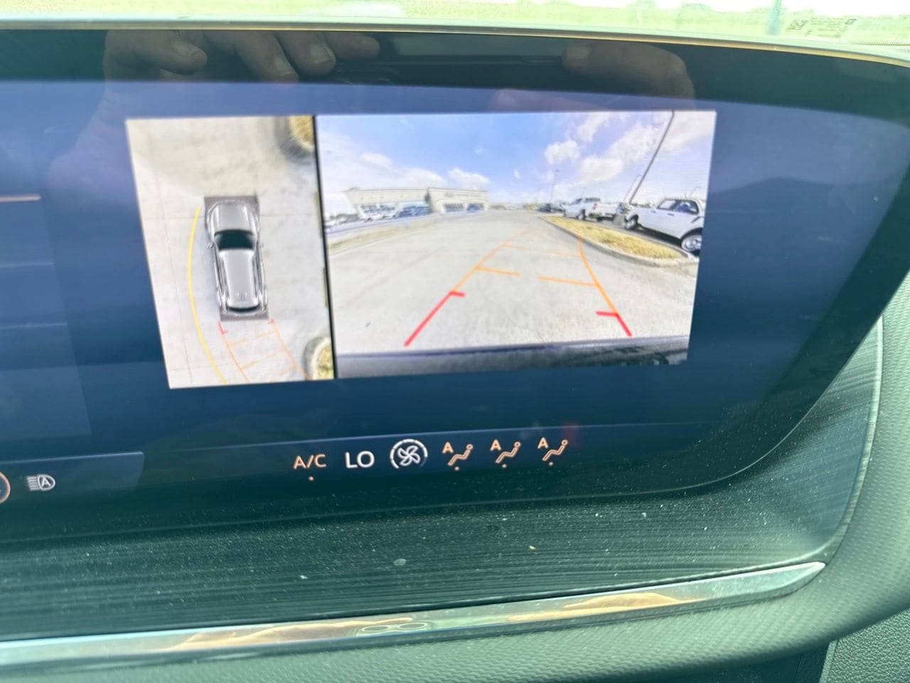 Used 2024 Buick Envision Preferred AWD/4WD image 26