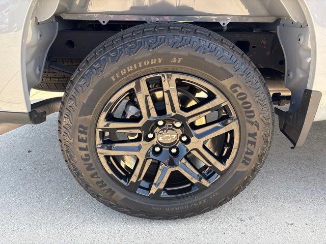 Used 2024 Chevrolet Silverado 1500 RST AWD/4WD image 10