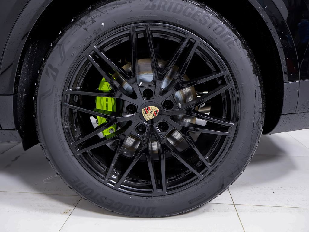 New 2026 Porsche Cayenne E-Hybrid image 31