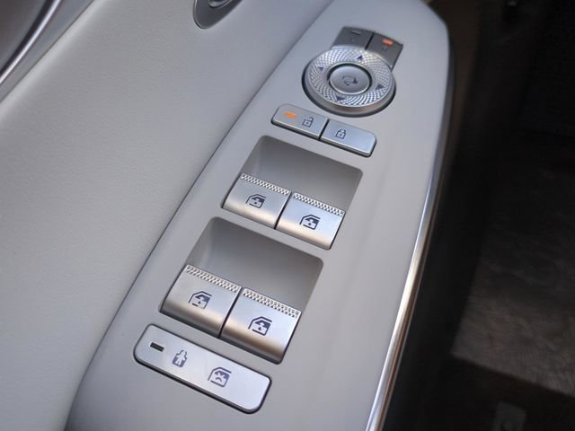 New 2026 Genesis GV70 2.5T Advanced w/ G1 Accessory Package image 23