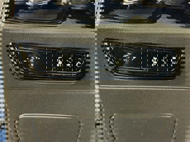 Used 2023 Kia Niro EX image 10