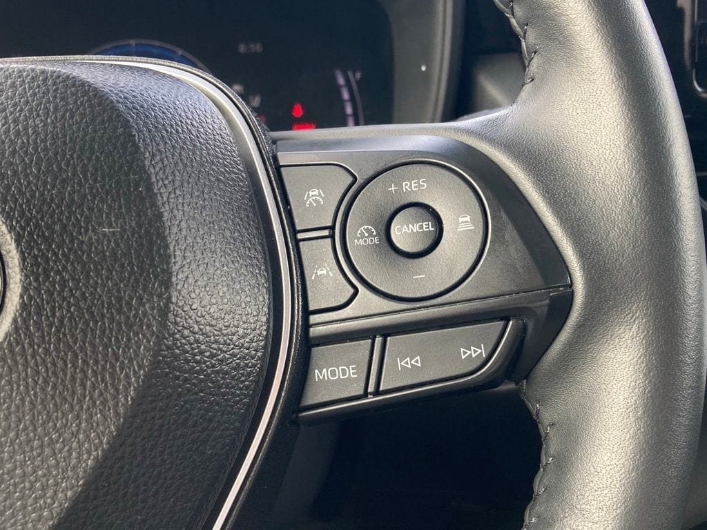 Certified 2026 Toyota Corolla Cross LE FWD image 17