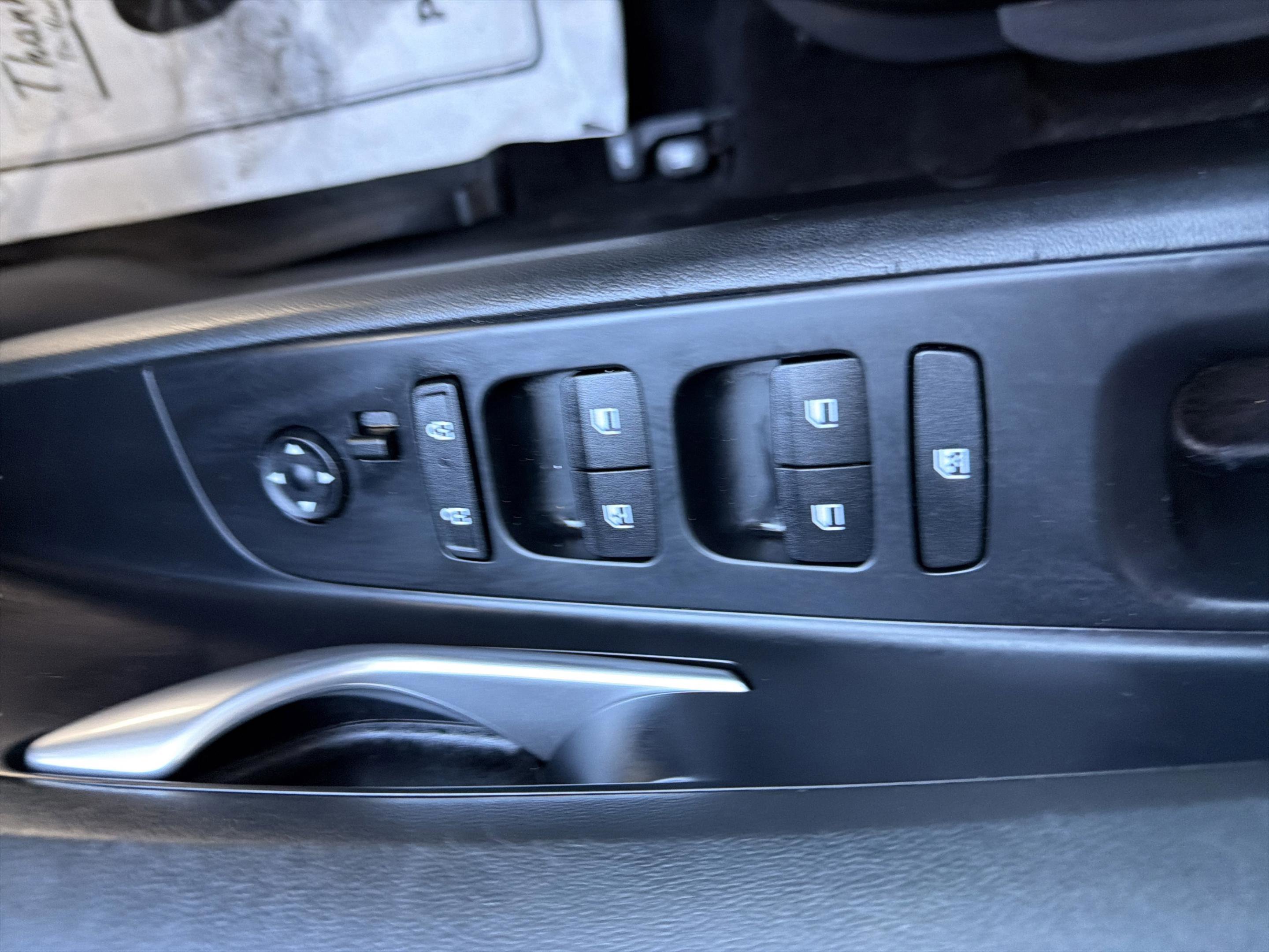 Used 2023 Hyundai Elantra SEL w/ Convenience Package image 30