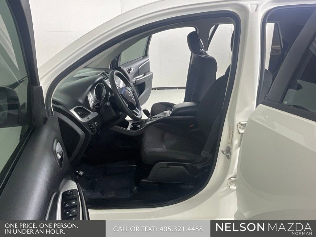 Used 2018 Dodge Journey SXT FWD image 11