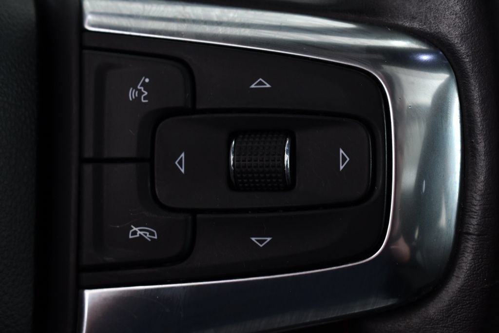 Used 2020 Chevrolet Blazer RS AWD/4WD image 32